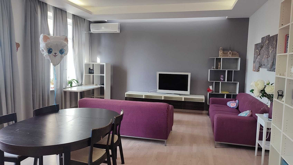 Квартира на вул. Володимирська 71 біля ботанічного саду Киев - изображение 1