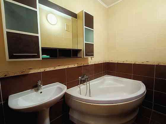 2-х кімнатна квартира від власника. Позняки, вул. Драгоманова, 1 Киев