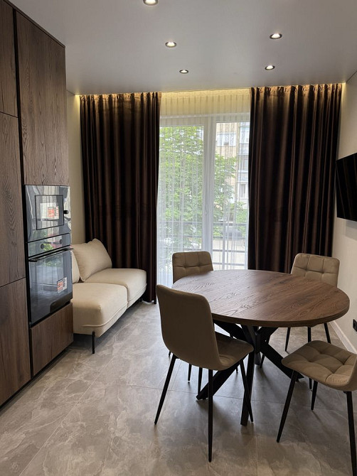 Продаж 1,5 кімнатної квартири в будинку клубного типу Ужгород - зображення 1