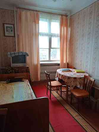 Продам 2 к. квартиру Сталинка Станкостроительная д.5 Харьков