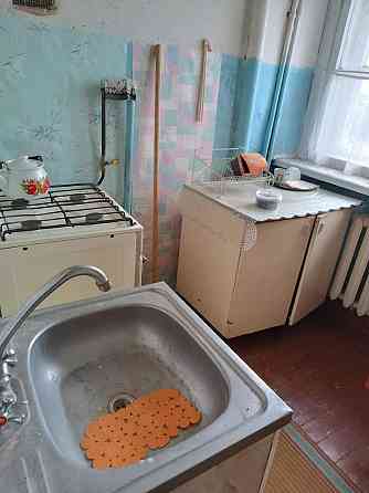 Продам 2 к. квартиру Сталинка Станкостроительная д.5 Харьков