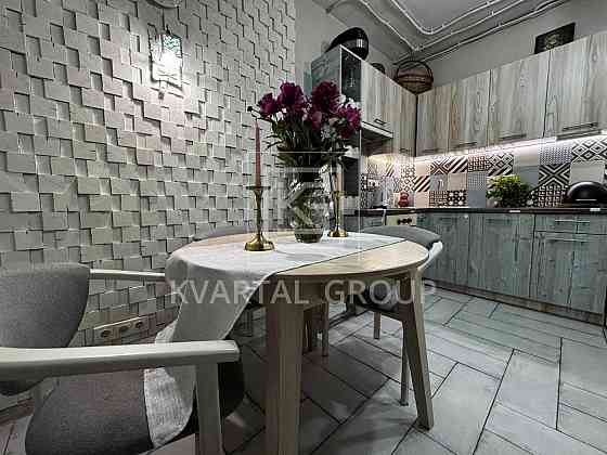 Продам 2-кімнатну квартиру з хорошим ремонтом. ДЕРЖ.ПРОГРАМИ Гостомель