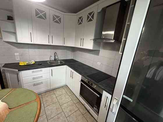 Срочно сдам 1к.квартиру вул.Б.Гмирі 16 метро 10 хвилин Киев