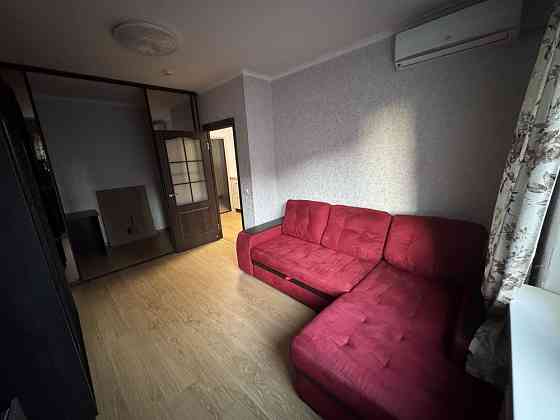 Срочно сдам 1к.квартиру вул.Б.Гмирі 16 метро 10 хвилин Киев