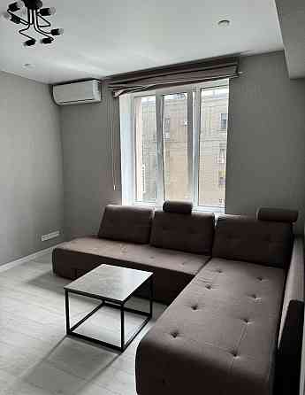 Оренда 2х кімнатної квартири у Дніпровському р-ні (Трегубенко 10) Запоріжжя