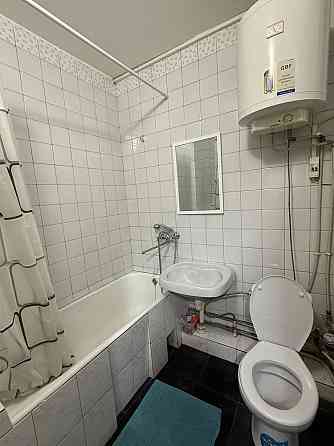 Сдам однокомнатную внизу пр. Поля Днепр