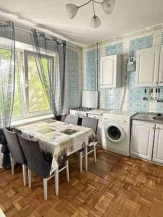 Сдам однокомнатную внизу пр. Поля Днепр