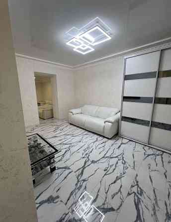 Двохкімнатна, поруч стадіон "Зірка" - Центр Міста Кропивницький