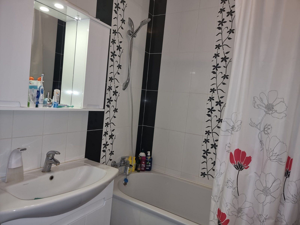 Сдам большую 3к, три кровати! Солнечная 1б, Аркадия, Генуэзская Одесса - изображение 4