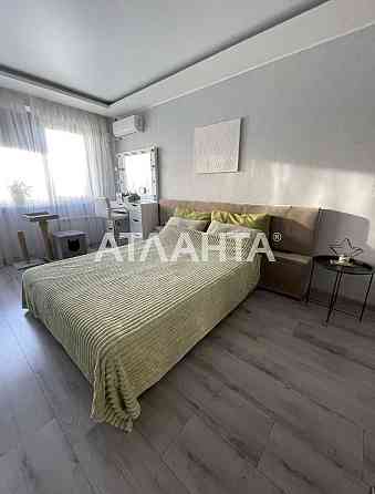 Продам 3 комнатную квартиру с евроремонтом, мебелью и техникой Odesa