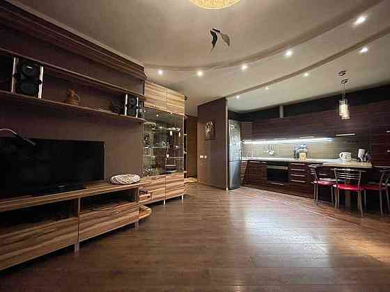 3-х кімн. 109 кв.м. з євроремонтом, технікою та меблями Київ