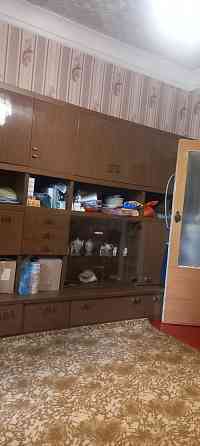 Продам 3ёх.к.кв. 1/2 Сталинка АО с гаражом во дворе. Каменское (Запорожская обл.)