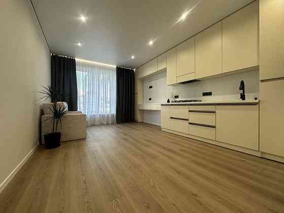 Простора 1-кімнатна квартира — 52 м² з сучасним ремонтом! Ровно