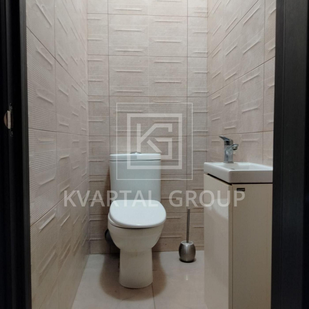 Продається 2-кімнатна квартира з сучасним ремонтом та меблями Ирпень - изображение 6