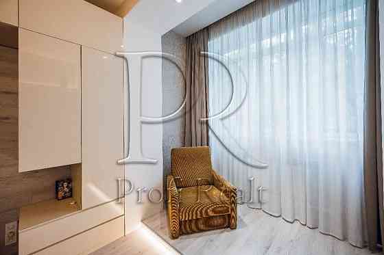 Продаж 2 к кв Попудренко 18а/Соцмістг/метро Дарниця Київ