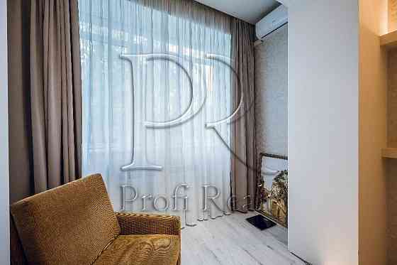 Продаж 2 к кв Попудренко 18а/Соцмістг/метро Дарниця Київ