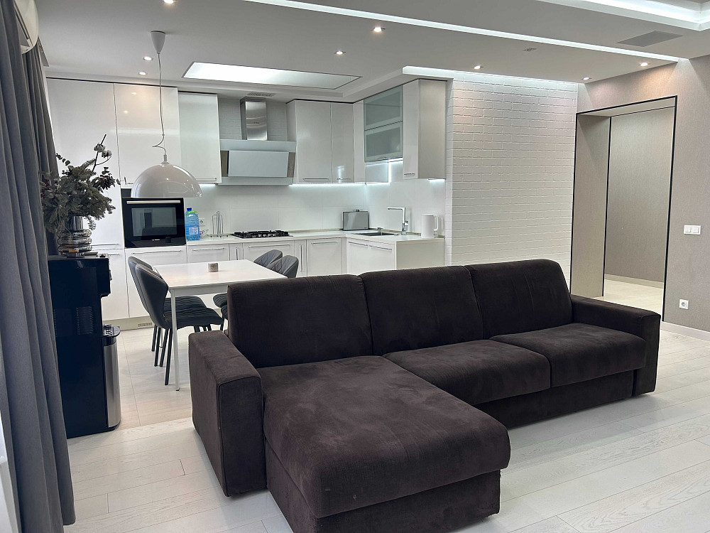 Продам ШИКАРНУЮ 3-х к. квартиру ЖК Дача 55. Ремонт. Техника Харьков - изображение 1