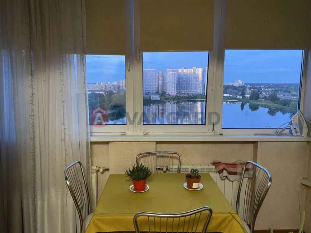 Продаж видової 3-кімнатної квартири на Позняках Киев - изображение 1