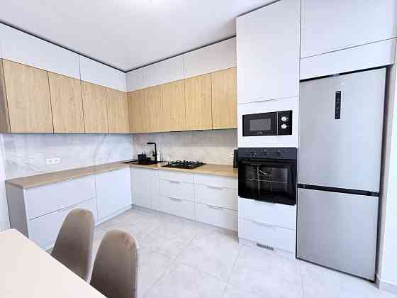 Продам 2 к кв в новобудові біля озера( підходить під постанови) Івано-Франківськ