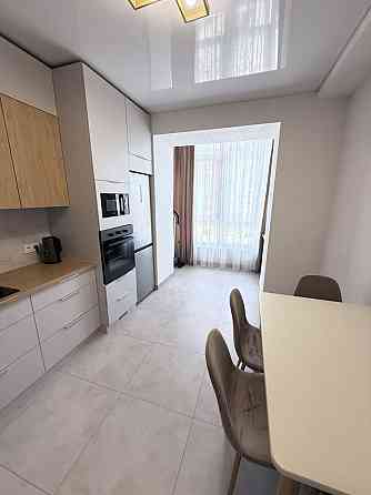 Продам 2 к кв в новобудові біля озера( підходить під постанови) Івано-Франківськ