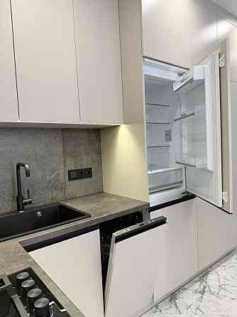 Сучасна 1к квартира з новим дизайнерським ремонтом, ЖК Молодість Ирпень