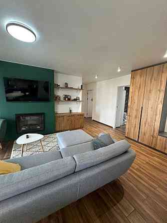 Чотирикімнатна квартира, сучасний ремонт, центр міста Умань