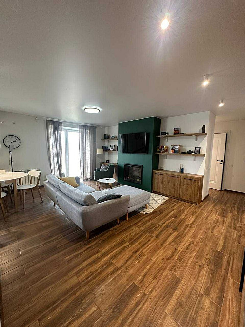 Чотирикімнатна квартира, сучасний ремонт, центр міста Умань - изображение 1