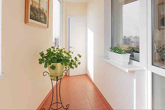 Продаж трикімнатної квартири, вул.Срібнокільська, 12, 126 м² Київ