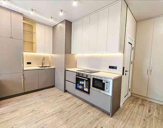 Краснова,Kadorr city,65 жемчужина, кухня-студия и спальня, гардеробная Odesa