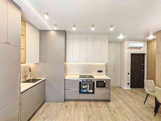 Краснова,Kadorr city,65 жемчужина, кухня-студия и спальня, гардеробная Odesa