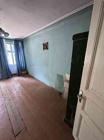 Продається 1 кім кв вул Прутьська ( початок) Черновцы