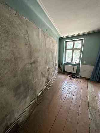 Продається 1 кім кв вул Прутьська ( початок) Черновцы