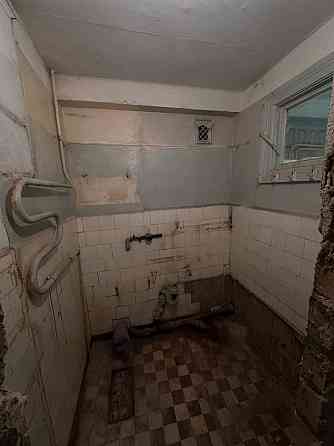 Продам 2 кімнатну квартиру за низькою ціною, зручне поанування. Торг! Київ