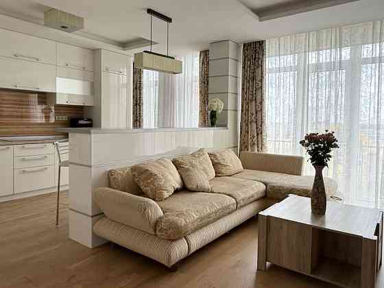 Продаж 4 кім квартири в ЖК Комфорт Таун,Регенераторна Київ