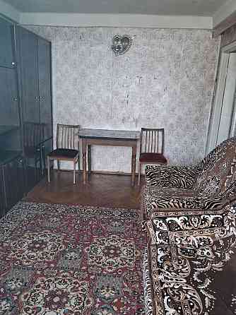 Продам свою 2х кімн квартиру на вул.Юності,7 Київ