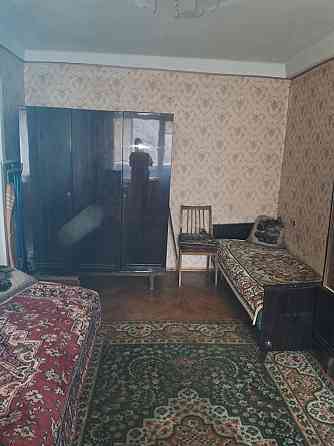 Продам свою 2х кімн квартиру на вул.Юності,7 Київ