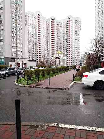 2 ком. кв. ул. Елизаветы Чавдар, 1. метро Осокорки 5 мин. пешком. Київ