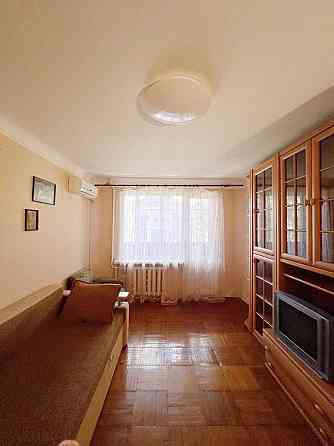 Без переплат риелтору продам 2 к квартиру Приднепровск ул Космонавтов Днепр