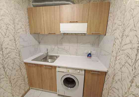 2-на поруч з Дендропарком. Кропивницький