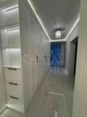 Перша оренда розкішної 3-кімнатної квартири з видом, що захоплює дух Киев