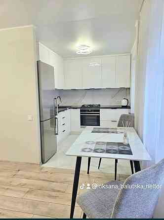 ОРЕНДА VIP-КЛАСУ 2-КІМ КВАРТИРА з сучасним ремонтом 