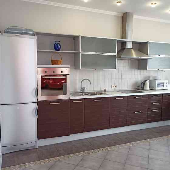 Без % сдам 3 комнатную ул. М.Тимошенка 21 (Левка Лукьяненка) Киев