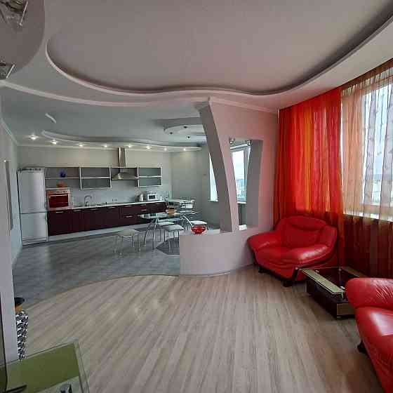 Без % сдам 3 комнатную ул. М.Тимошенка 21 (Левка Лукьяненка) Киев