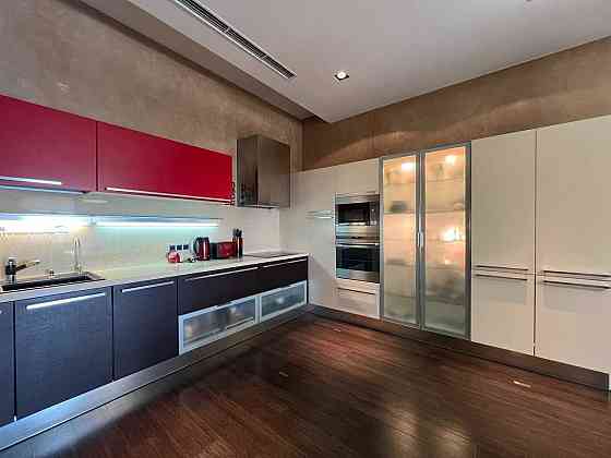 Голосіївський пр. 68, Пентхаус 207м. біля Park Avenue. Перша здача Киев