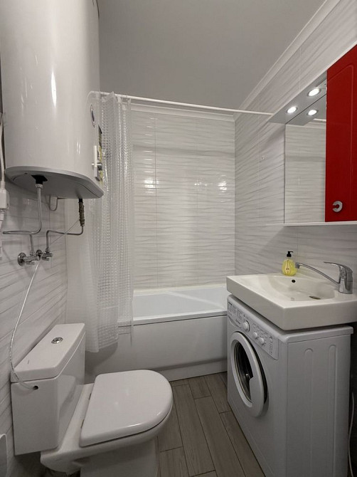 Затишна 2-кімнатна квартира ЖК Кришталеві Джерела, парк Феофанія Киев - изображение 5