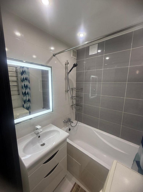 Двокімнатна квартира в ЖВ  - photo 4