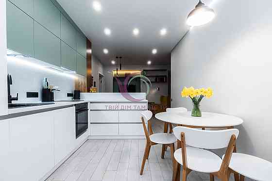 Дизайнерська 3-к. квартира біля озера та парку, ЖК ''Park Residence'' Ивано-Франковск