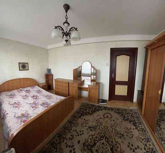 Продаж 2к квартири Харківське шосе 21 Київ