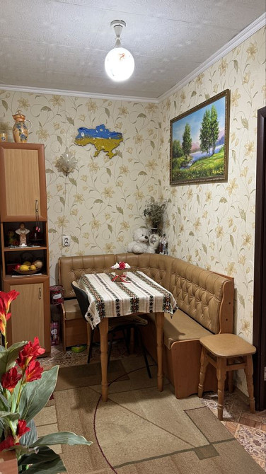 ТЕРМІНОВО! Продам двокімн квартиру в Крюкові (навп парку) від власника Кременчуг - изображение 1