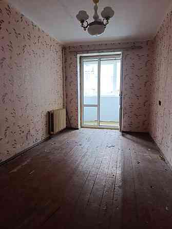 Продам 2 кімнатну квартиру по вул. М. Вовчка Ровно